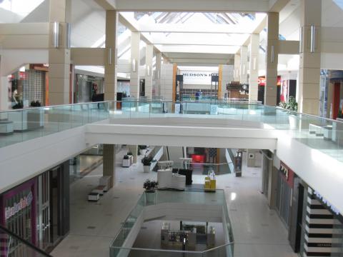 Bayshore Shopping Mall, Steric Design & General Contracting